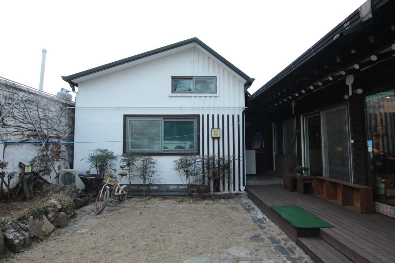Hotel Eunhaengro 86.2 Jeonju Exterior foto