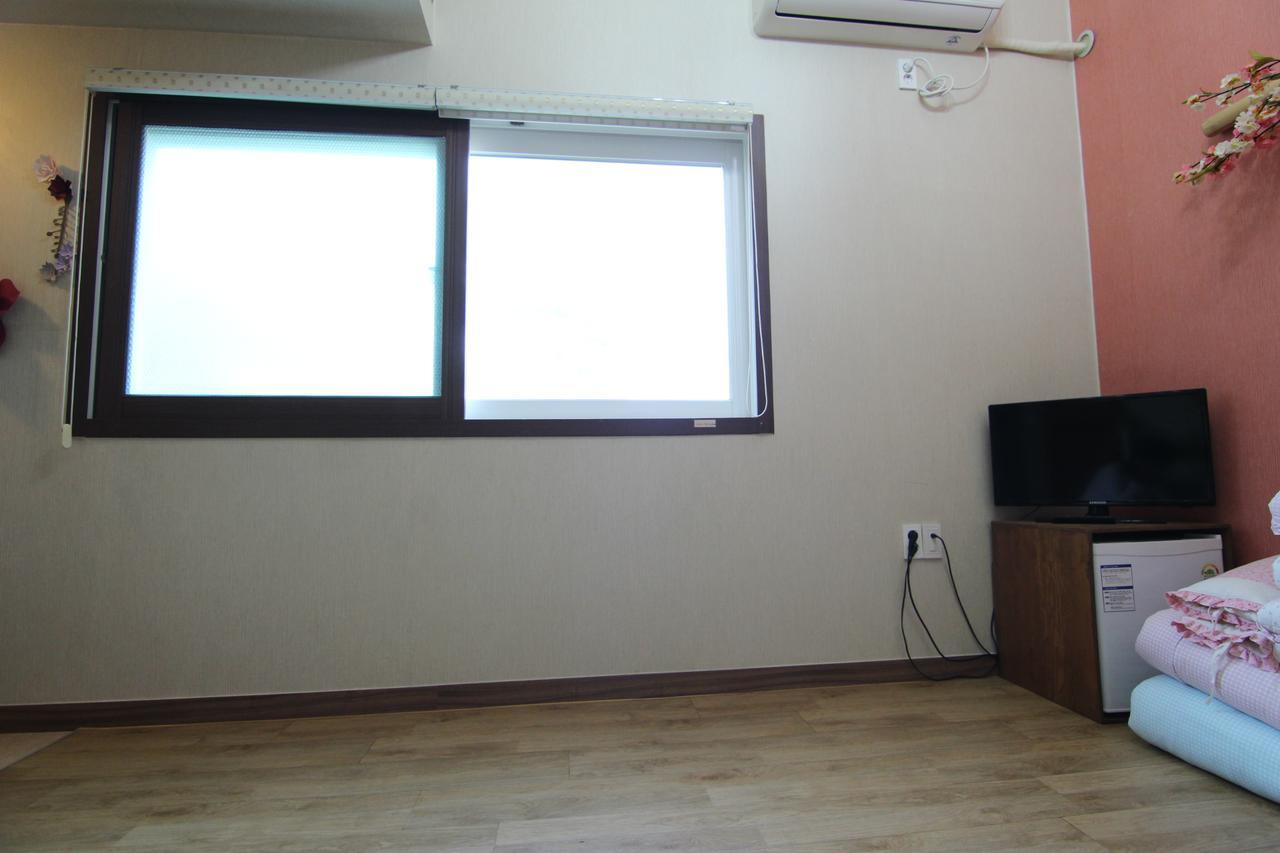 Hotel Eunhaengro 86.2 Jeonju Exterior foto