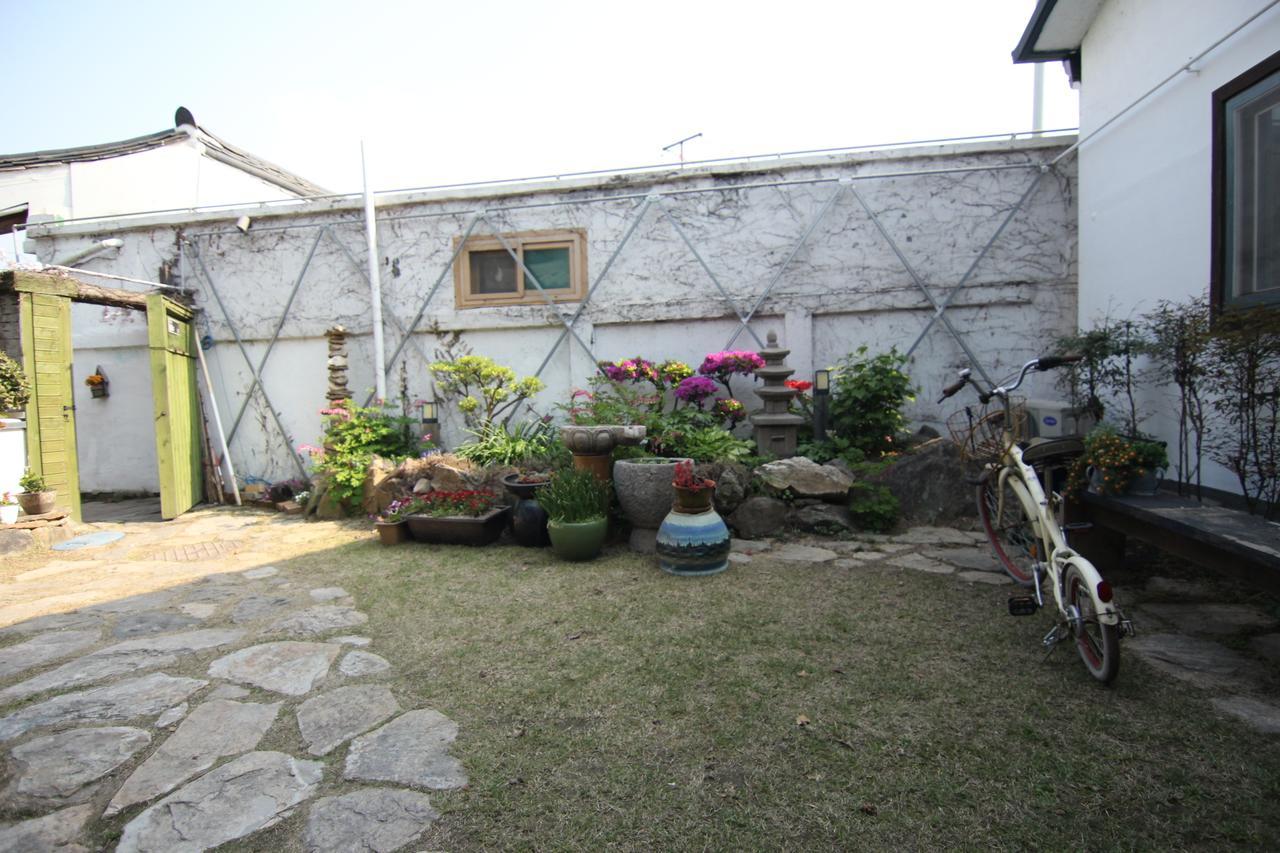 Hotel Eunhaengro 86.2 Jeonju Exterior foto
